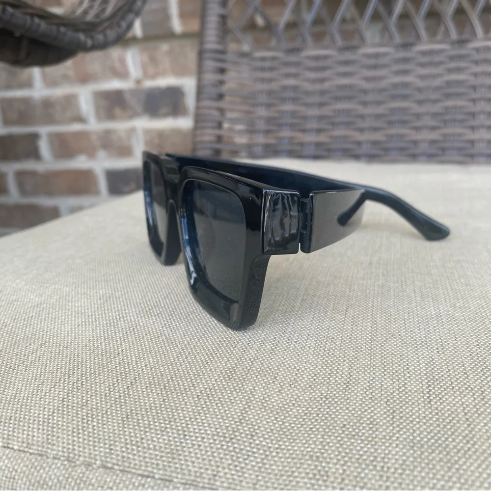 Cool frames - Picture 2 of 3